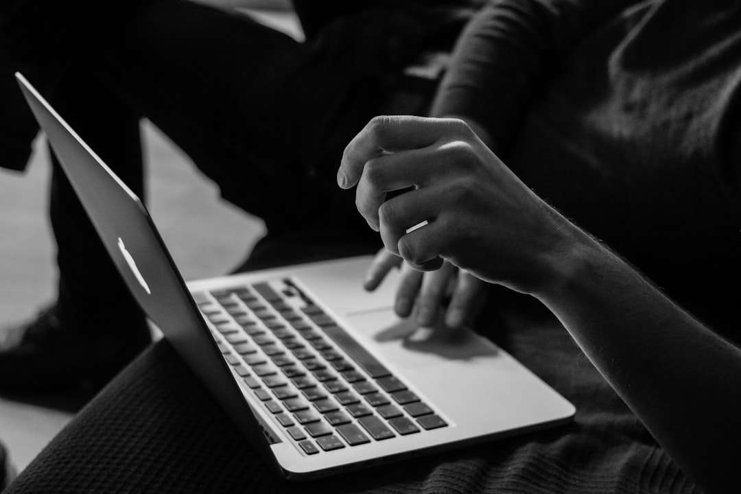 Social media captions schrijven voor je merk: zo converteren ze wél